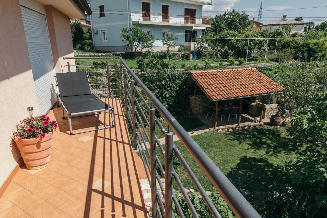 Apartman Didovic Apartment Матули Екстериор снимка