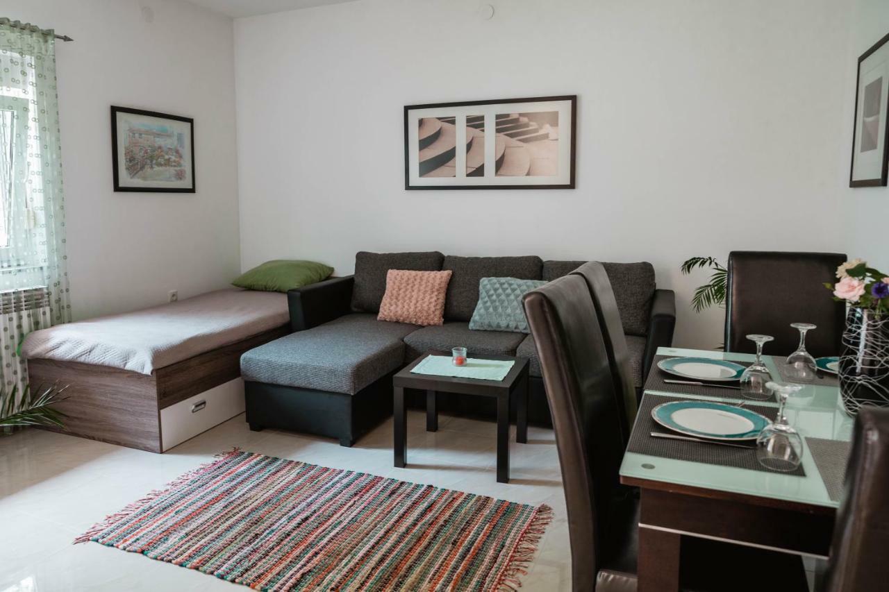 Apartman Didovic Apartment Матули Екстериор снимка