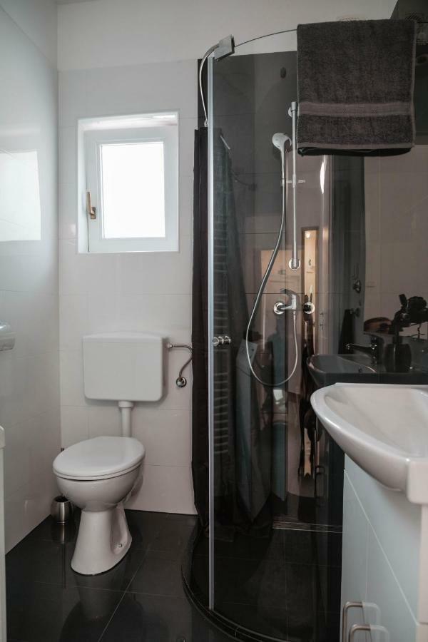 Apartman Didovic Apartment Матули Екстериор снимка
