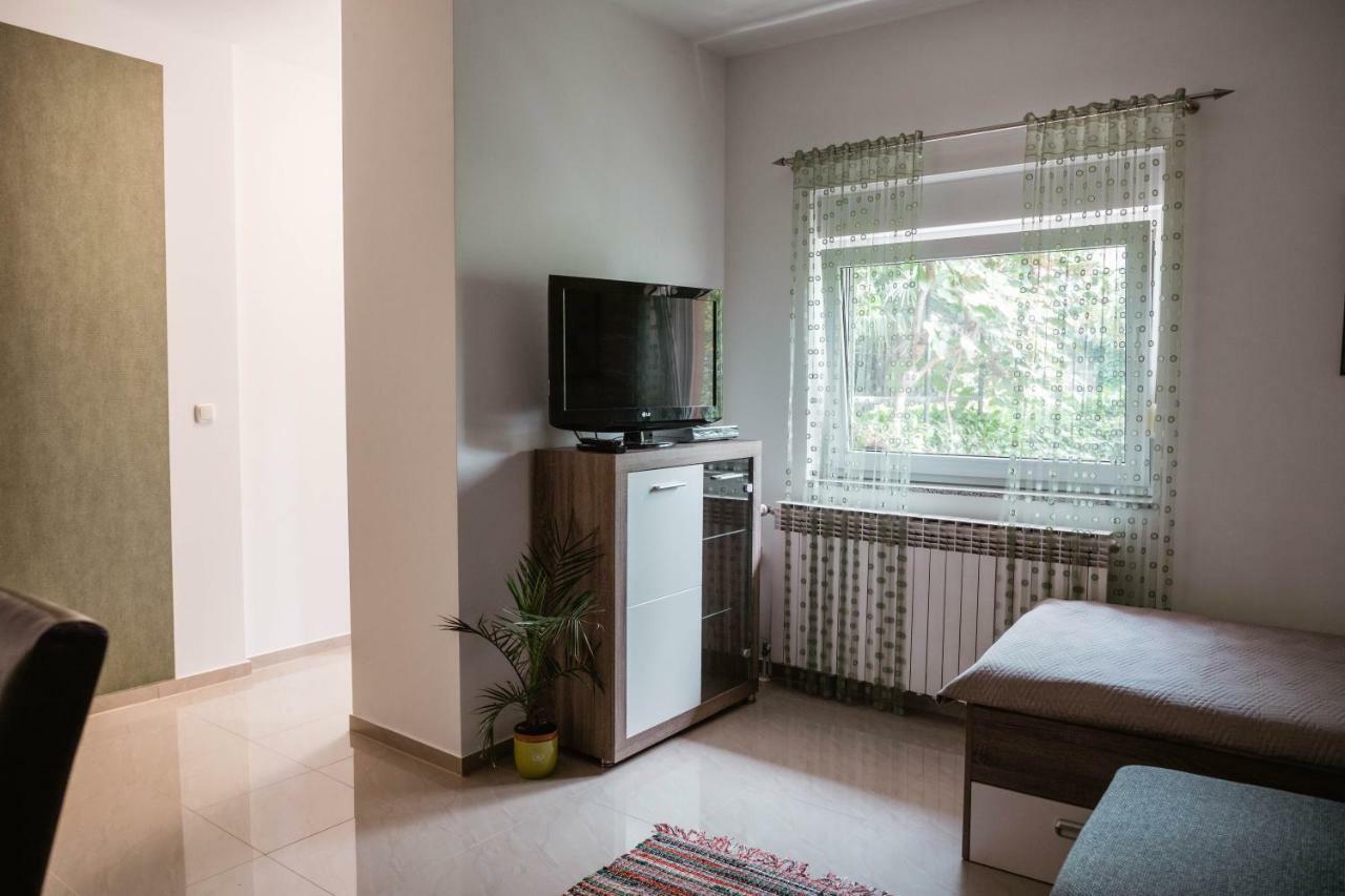 Apartman Didovic Apartment Матули Екстериор снимка
